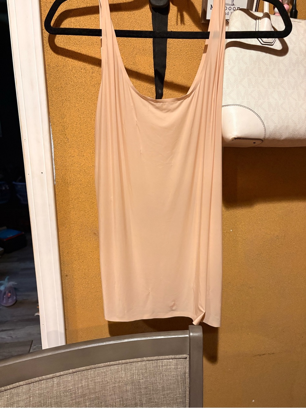 On Gossamer Women’s Nude/Peach Lightweight Camisole Tank